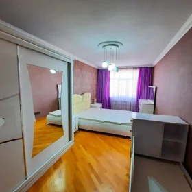 In Baku 130.0 m² apartment is for rent - Image 4