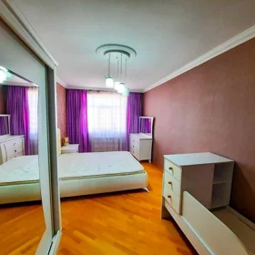 In Baku 130.0 m² apartment is for rent - Image 9