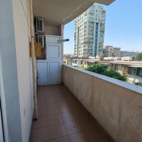 In Baku 80.0 m² apartment is for rent - Image 5