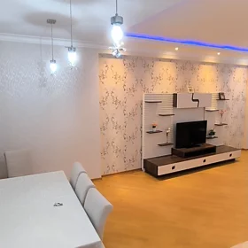 In Baku 100.0 m² apartment is for rent - Image 2