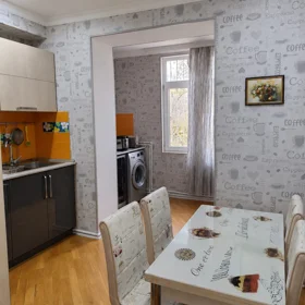 In Baku 80.0 m² apartment is for rent - Image 4