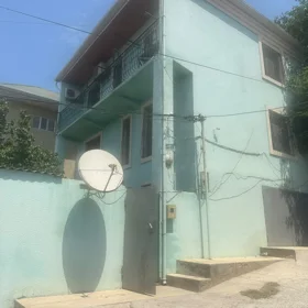 In nan 97.0 m² house with 4.0 rooms is for sale - Image 3