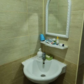 In Baku 60.0 m² house with 2.0 rooms is for rent - Image 8