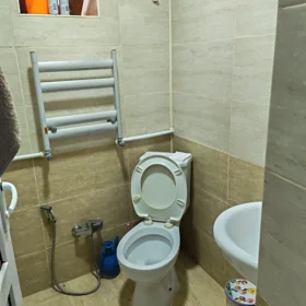 In Baku 60.0 m² house with 2.0 rooms is for rent - Image 9