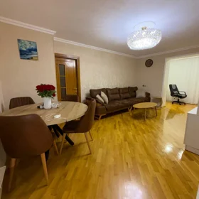 In Baku 75.0 m² apartment is for sale - Image 5