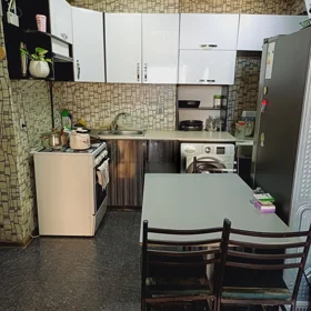 In Baku 72.0 m² apartment is for sale - Image 6