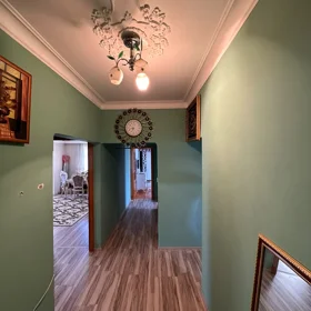In Baku 120.0 m² apartment is for sale - Image 4