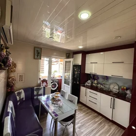 In Baku 120.0 m² apartment is for sale - Image 8