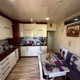 In Baku 120.0 m² apartment is for sale - Image 10