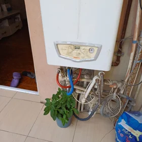 In Baku 73.0 m² apartment is for sale - Image 6