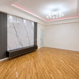 In Baku 100.0 m² apartment is for sale - Image 5