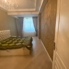In Baku 140.0 m² apartment is for rent - Image 6