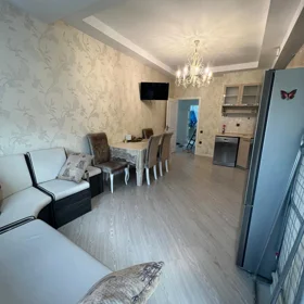 In Baku 140.0 m² apartment is for rent - Image 10