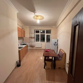 In Baku 87.0 m² apartment is for rent - Image 4