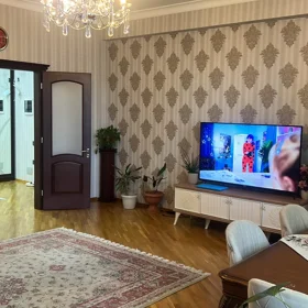 In Baku 155.0 m² apartment is for rent - Image 3
