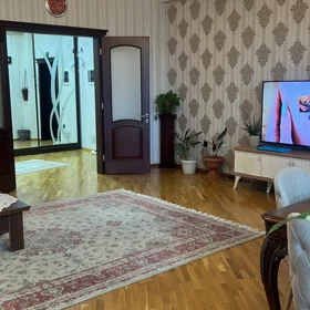 In Baku 155.0 m² apartment is for rent - Image 4