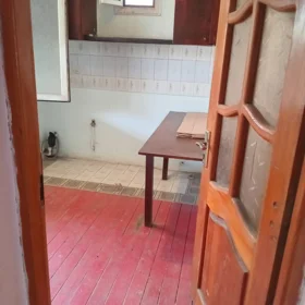 In nan 80.0 m² house with 5.0 rooms is for sale - Image 2