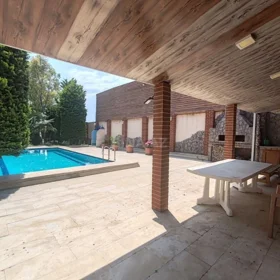 In nan 380.0 m² house with 6.0 rooms is for sale - Image 5