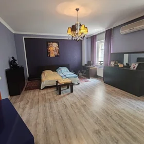 In nan 380.0 m² house with 6.0 rooms is for sale - Image 10