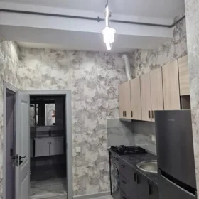 In Baku 91.0 m² apartment is for rent - Image 3
