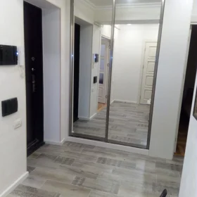 In Səbail rayonu 100.0 m² apartment is for rent - Image 2