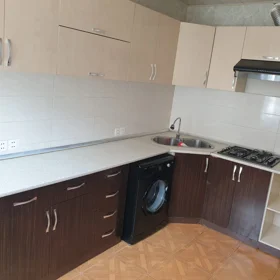 In Baku 65.0 m² apartment is for rent - Image 9