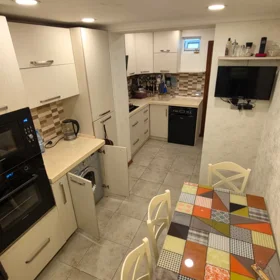 In Baku 95.0 m² apartment is for rent - Image 5