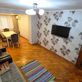In Baku 95.0 m² apartment is for rent - Image 8