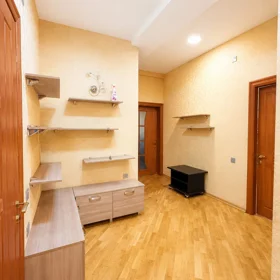 In Baku 150.0 m² apartment is for rent - Image 10