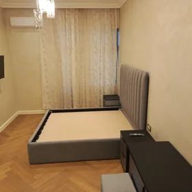 In Baku 170.0 m² apartment is for rent - Image 7