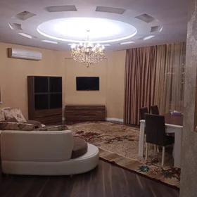 In Baku 170.0 m² apartment is for rent - Image 3