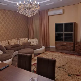 In Baku 170.0 m² apartment is for rent - Image 7
