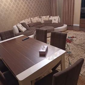 In Baku 170.0 m² apartment is for rent - Image 8