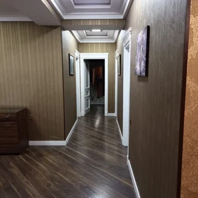 In Baku 170.0 m² apartment is for rent - Image 9