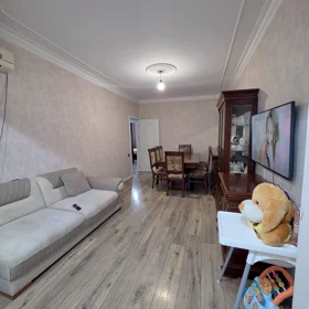 In Baku 85.0 m² apartment is for sale - Image 2