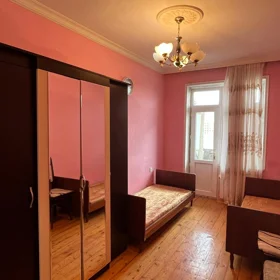 In Baku 65.0 m² apartment is for rent - Image 3