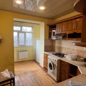 In Baku 65.0 m² apartment is for rent - Image 6