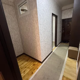 In Baku 68.0 m² apartment is for sale - Image 3