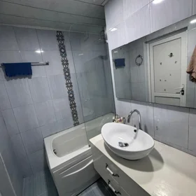 In Baku 68.0 m² apartment is for sale - Image 7