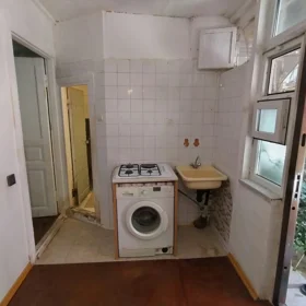 In Baku 50.0 m² apartment is for rent - Image 2