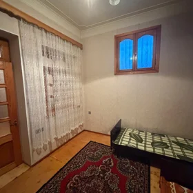 In Baku 100.0 m² house with 3.0 rooms is for rent - Image 7