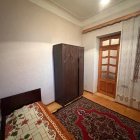 In Baku 100.0 m² house with 3.0 rooms is for rent - Image 10