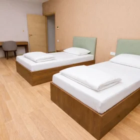 In Baku 200.0 m² apartment is for rent - Image 5