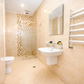 In Baku 200.0 m² apartment is for rent - Image 6
