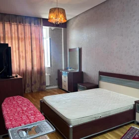 In Baku 120.0 m² apartment is for rent - Image 8