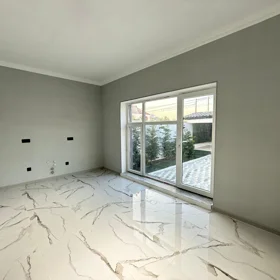 In nan 180.0 m² house with 5.0 rooms is for sale - Image 7