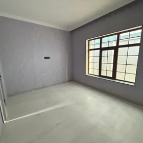 In nan 180.0 m² house with 5.0 rooms is for sale - Image 9