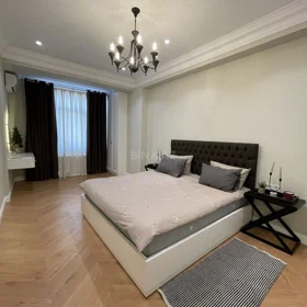 In Baku 100.0 m² apartment is for rent - Image 2