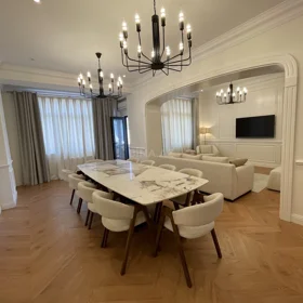 In Baku 100.0 m² apartment is for rent - Image 8