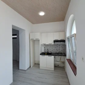 In Baku 75.0 m² house with 3.0 rooms is for sale - Image 4
